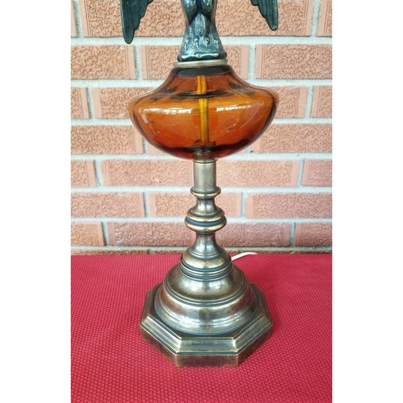 Stiffel Brass and Amber Glass Bald Eagle Lamp - Picture 3 of 5